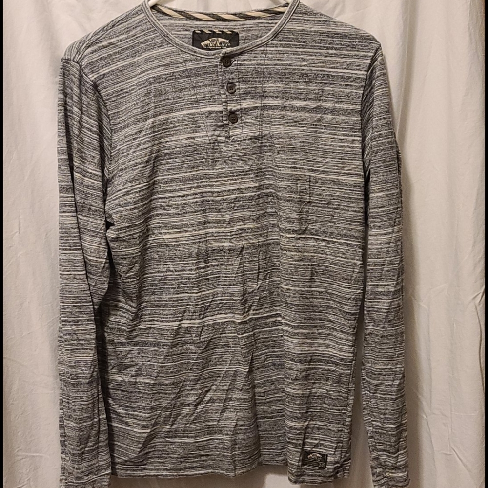 Long sleeve Vans Henley from 2012